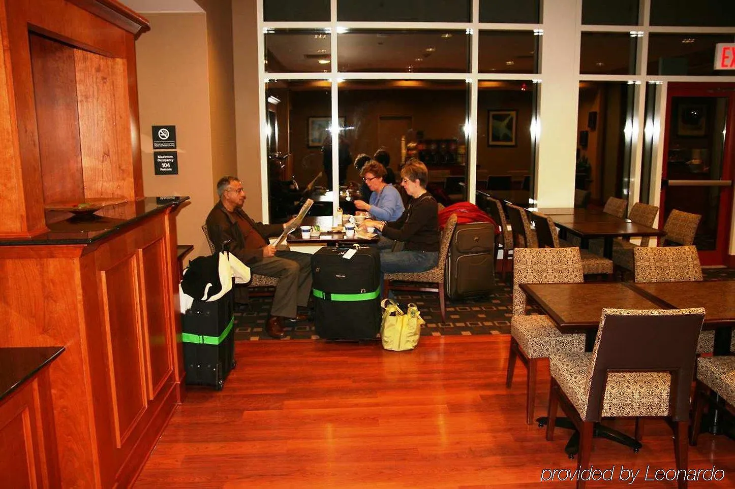 Hampton Inn New York - Laguardia Airport 3*,