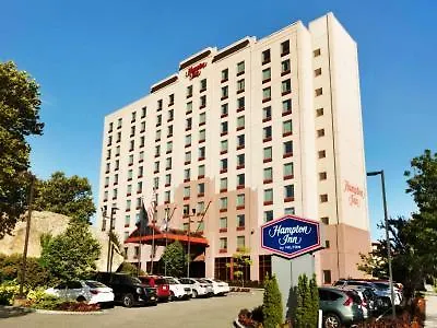 Hampton Inn New York - Laguardia Airport Hotel
