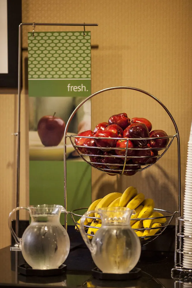 Hampton Inn New York - Laguardia Airport Отель